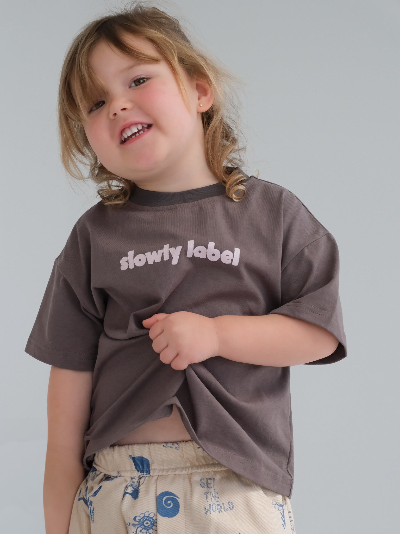 Soll Pant - See The World Print